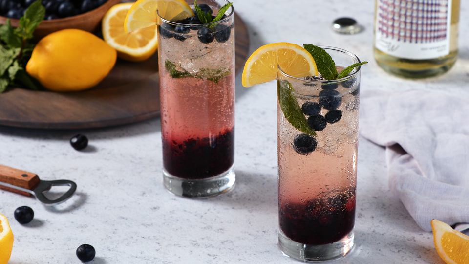 Get the Recipe: Sparkling Blueberry Lemonade